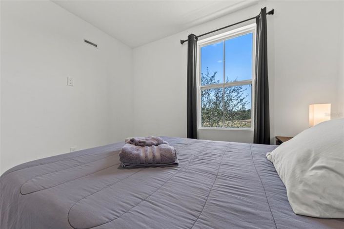 Image No.19-3 Bed Townhouse for sale