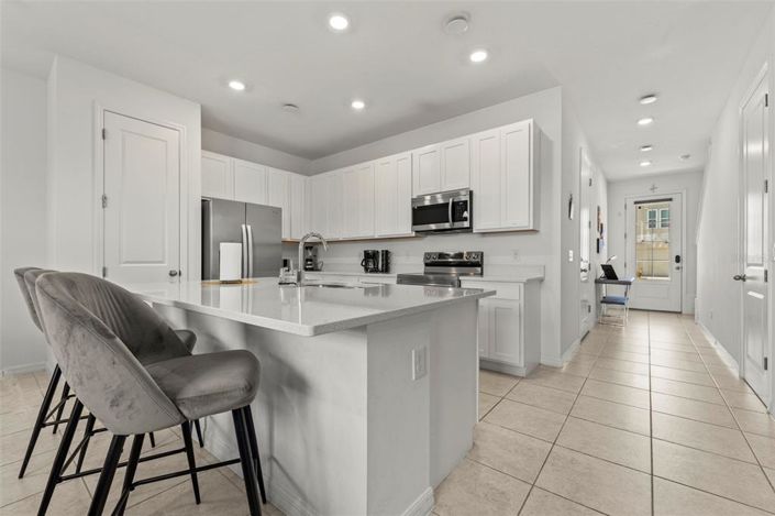 Image No.2-3 Bed Townhouse for sale