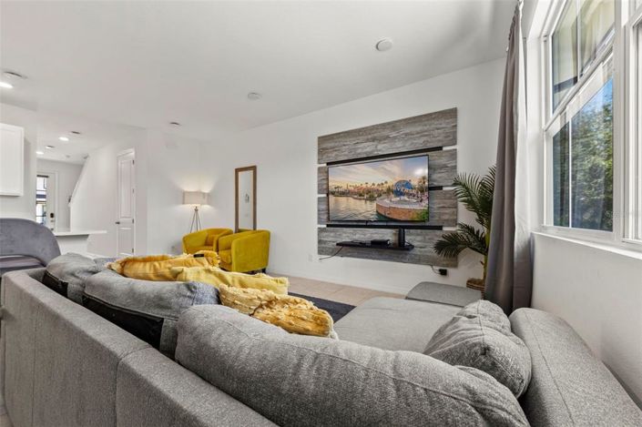 Image No.7-3 Bed Townhouse for sale