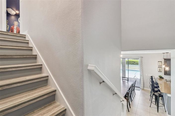 Image No.13-6 Bed House for sale