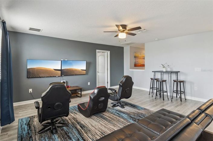 Image No.15-6 Bed House for sale