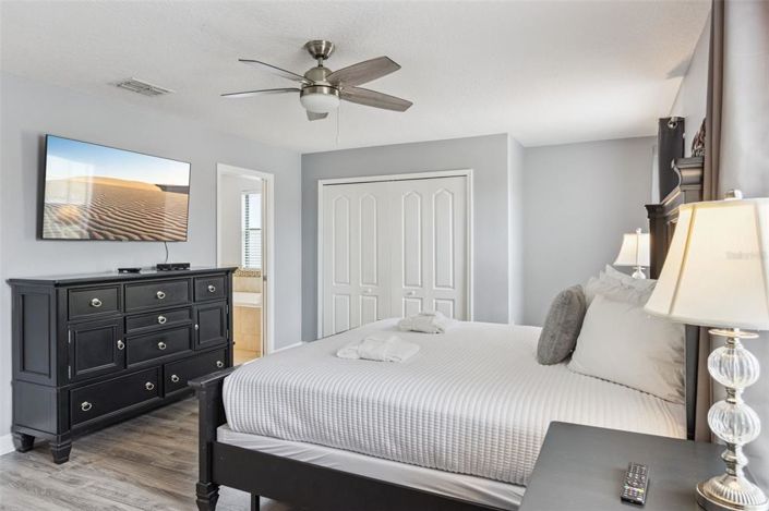 Image No.19-6 Bed House for sale