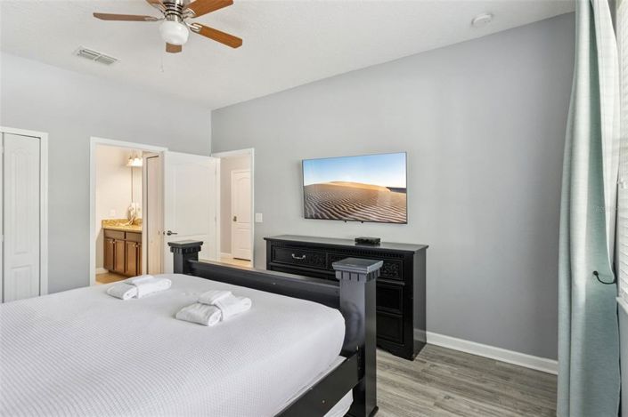 Image No.23-6 Bed House for sale