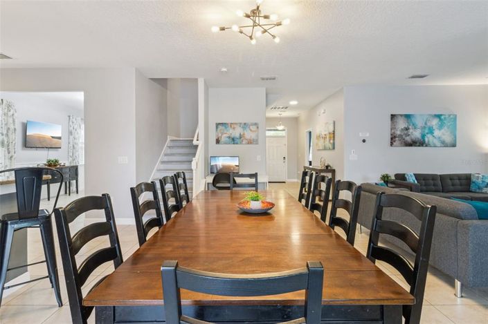 Image No.8-6 Bed House for sale