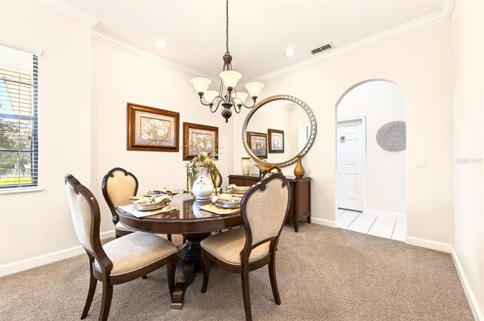 Image No.9-5 Bed House for sale