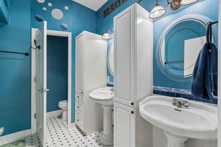 Image No.21-3 Bed House for sale