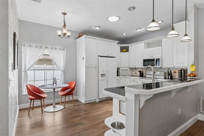 Image No.4-3 Bed House for sale