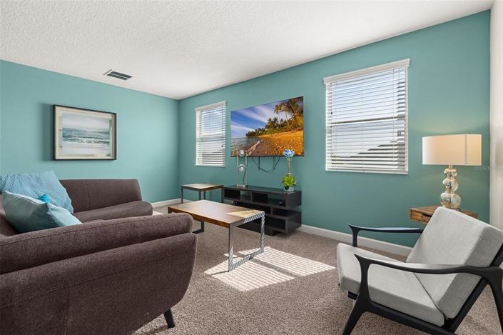 Image No.18-6 Bed House for sale