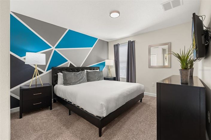 Image No.21-6 Bed House for sale