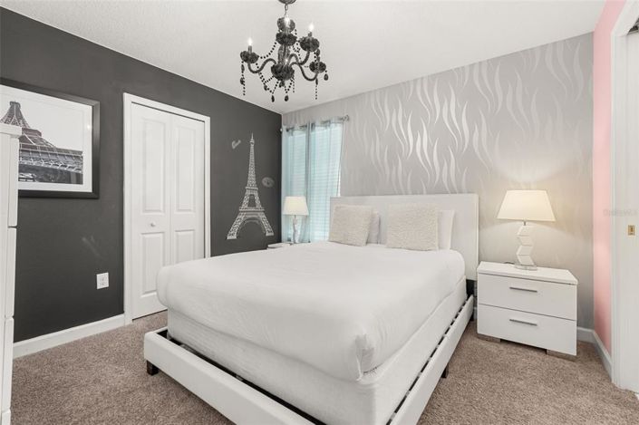 Image No.28-6 Bed House for sale