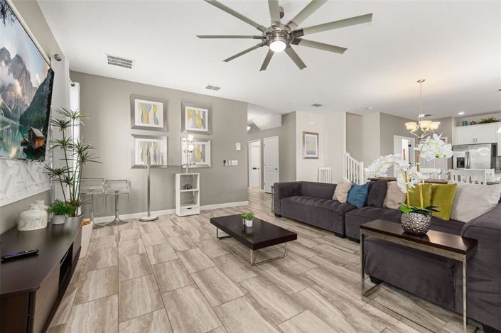 Image No.6-6 Bed House for sale