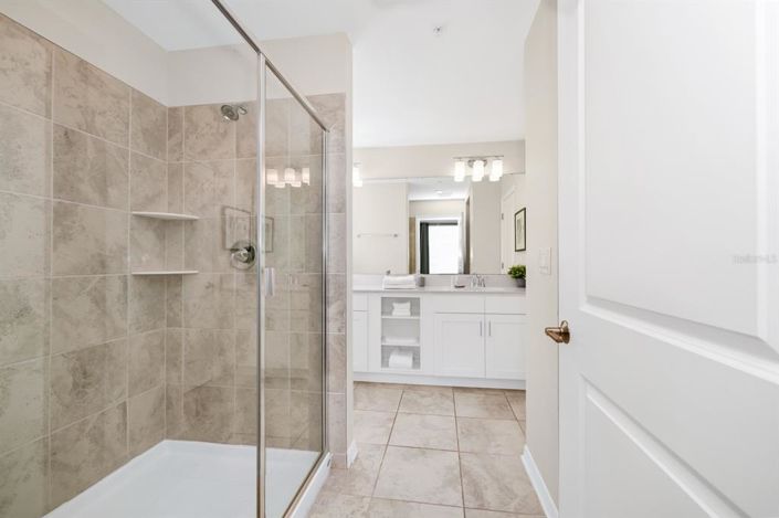 Image No.20-2 Bed Apartment for sale