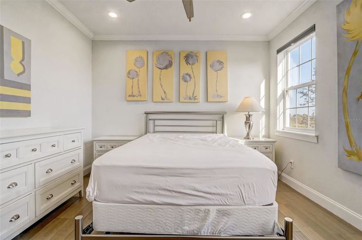 Image No.19-3 Bed Townhouse for sale