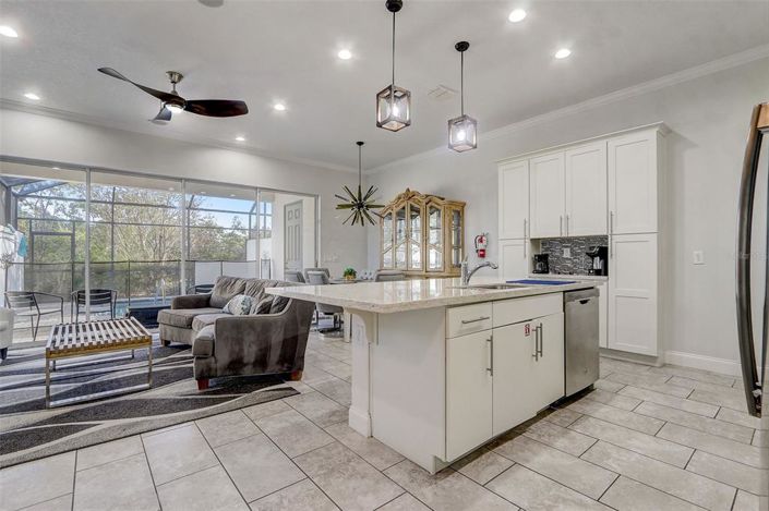 Image No.6-3 Bed Townhouse for sale