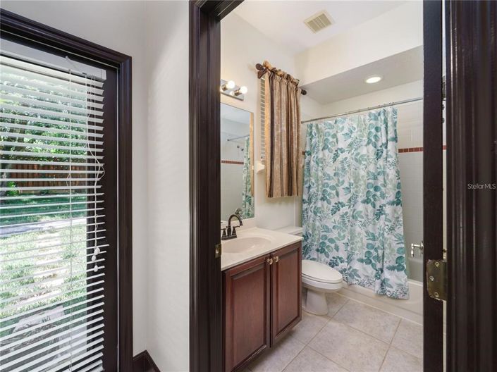 Image No.29-5 Bed House for sale