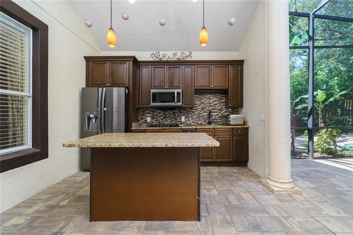 Image No.33-5 Bed House for sale