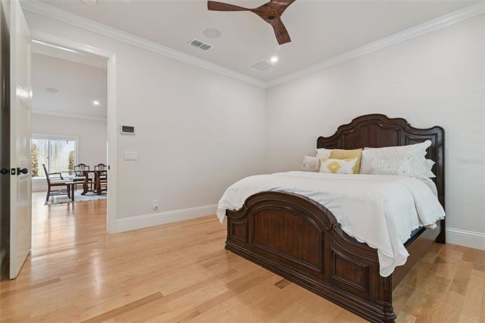 Image No.19-3 Bed House for sale