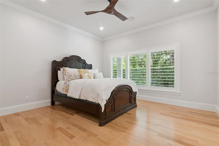 Image No.20-3 Bed House for sale