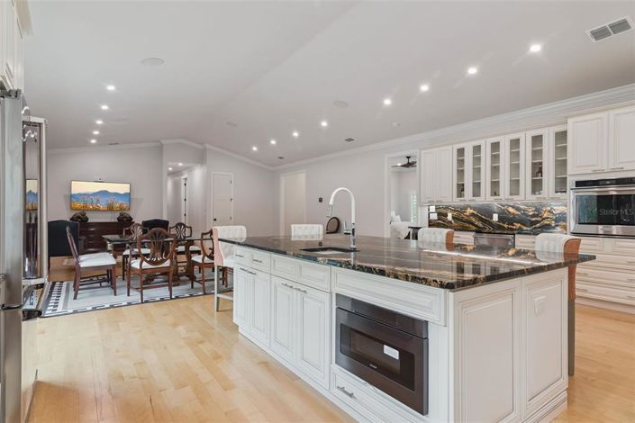 Image No.21-3 Bed House for sale