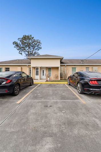 Image No.18-1 Bed Villa for sale