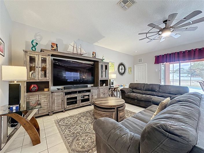 Image No.6-Maison de 5 chambres à vendre à Saint John