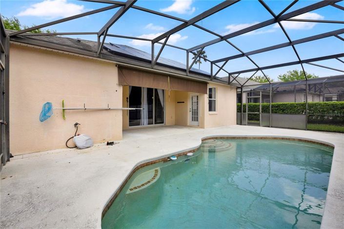 Image No.20-4 Bed House for sale