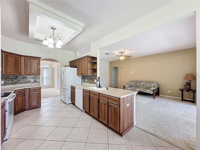 Image No.14-3 Bed House for sale