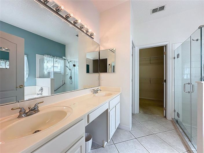 Image No.25-3 Bed House for sale