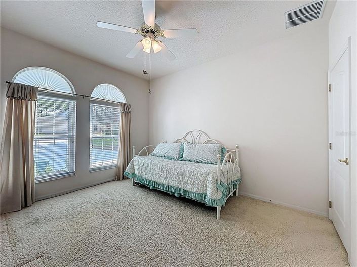 Image No.30-3 Bed House for sale