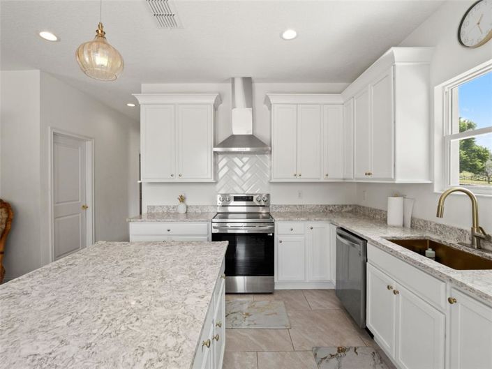 Image No.10-4 Bed House for sale