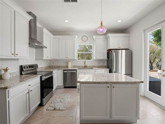 Image No.11-4 Bed House for sale