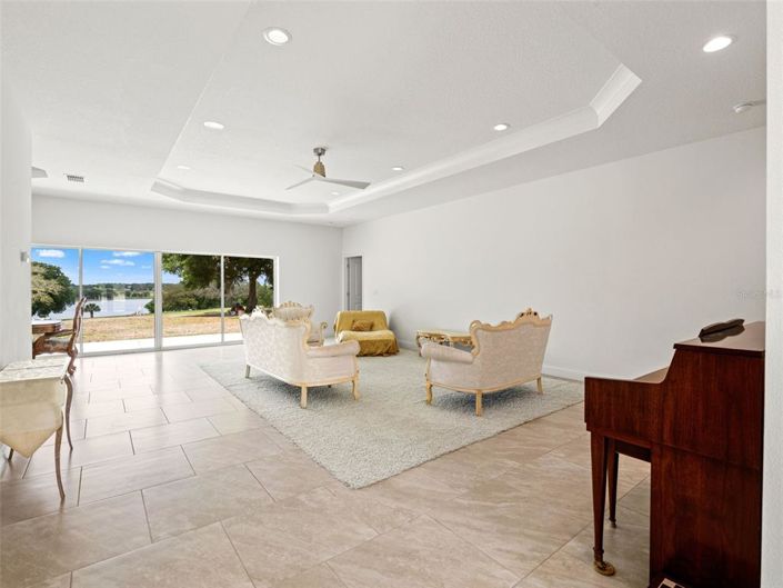 Image No.15-4 Bed House for sale