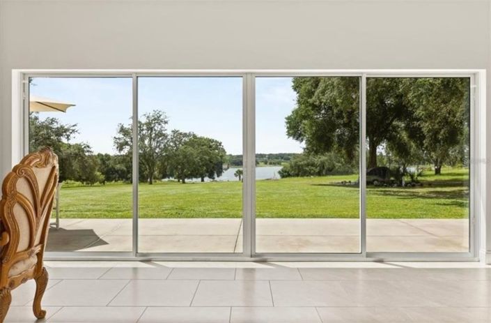 Image No.17-4 Bed House for sale