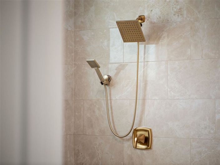 Image No.27-4 Bed House for sale