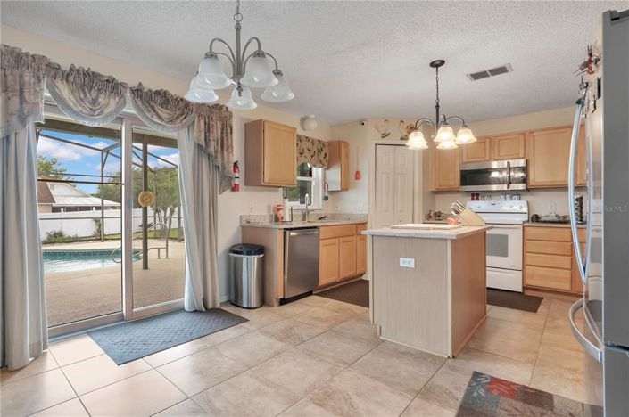 Image No.49-4 Bed House for sale