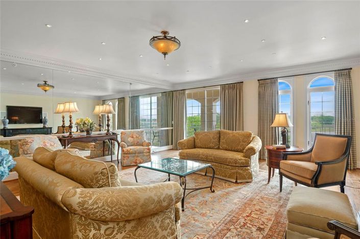 Image No.18-3 Bed Apartment for sale