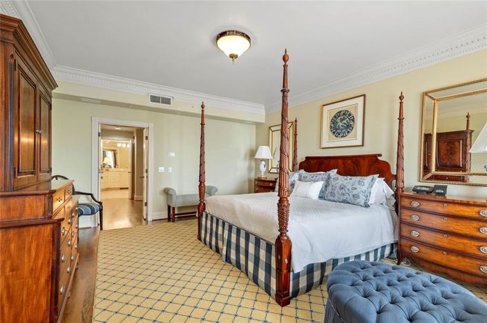 Image No.8-3 Bed Apartment for sale