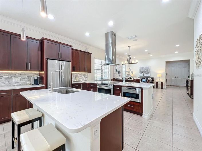 Image No.2-4 Bed House for sale