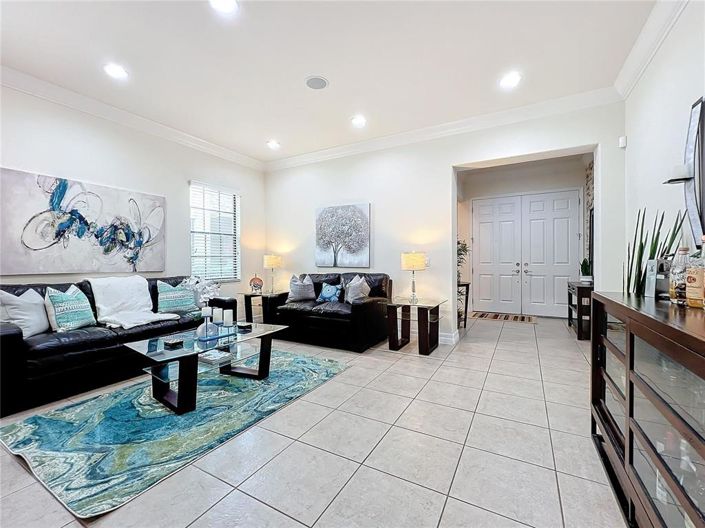 Image No.23-4 Bed House for sale