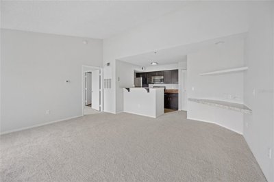 8d076785-125