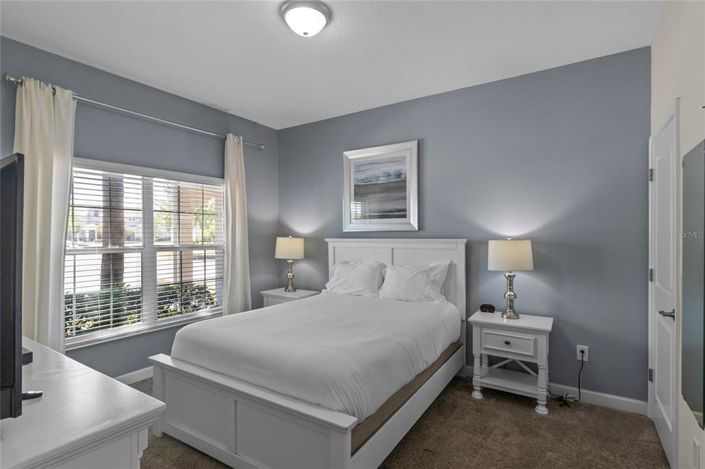 Image No.12-4 Bed Townhouse for sale