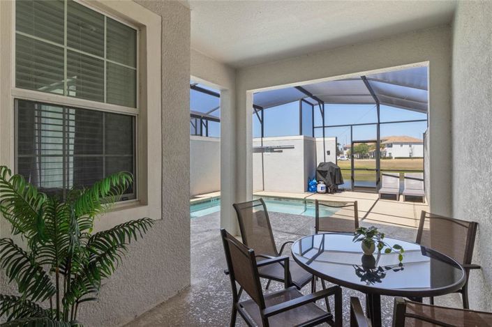 Image No.27-4 Bed Townhouse for sale