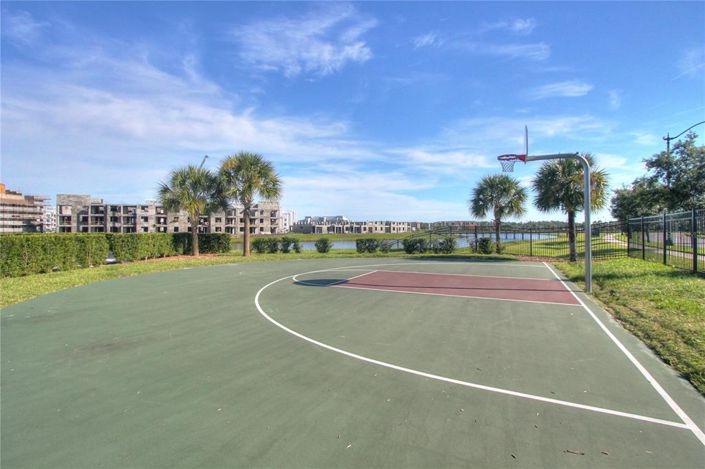 Image No.59-4 Bed Townhouse for sale