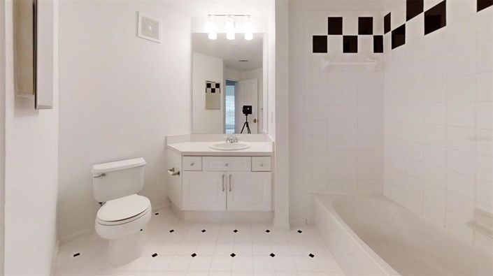 Image No.12-2 Bed Apartment for sale