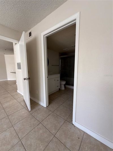Image No.40-2 Bed Apartment for sale