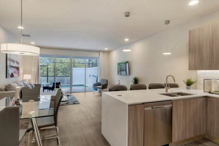 Image No.2-3 Bed Townhouse for sale