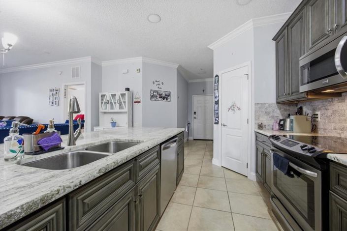 Image No.9-3 Bed Apartment for sale