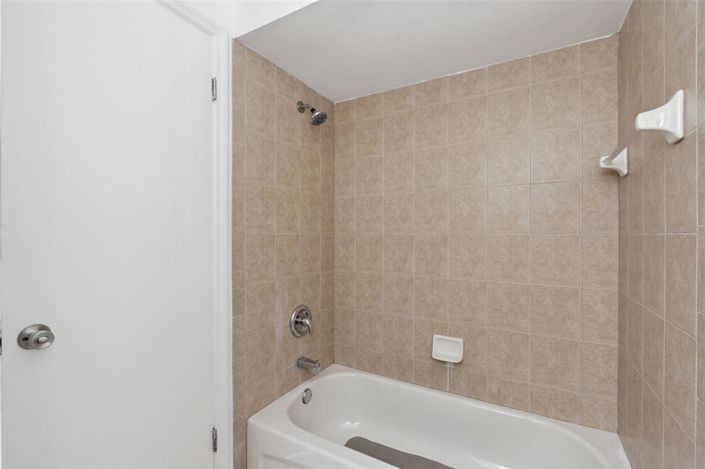 Image No.16-Maison de ville de 3 chambres à vendre à Saint John