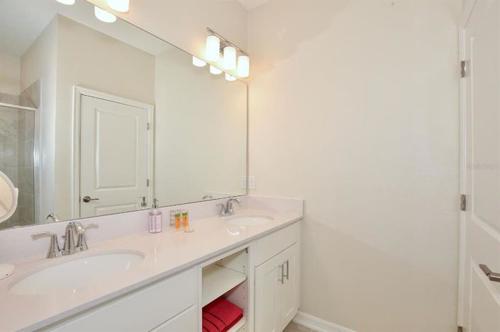 Image No.23-2 Bed Apartment for sale