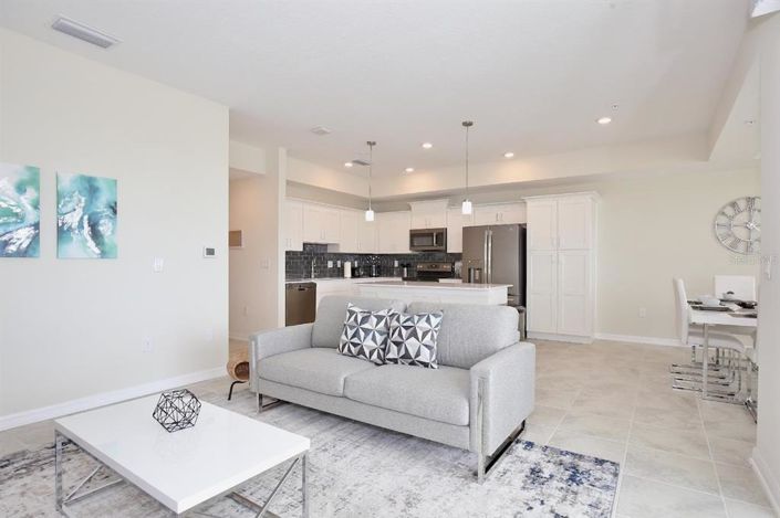 Image No.25-2 Bed Apartment for sale